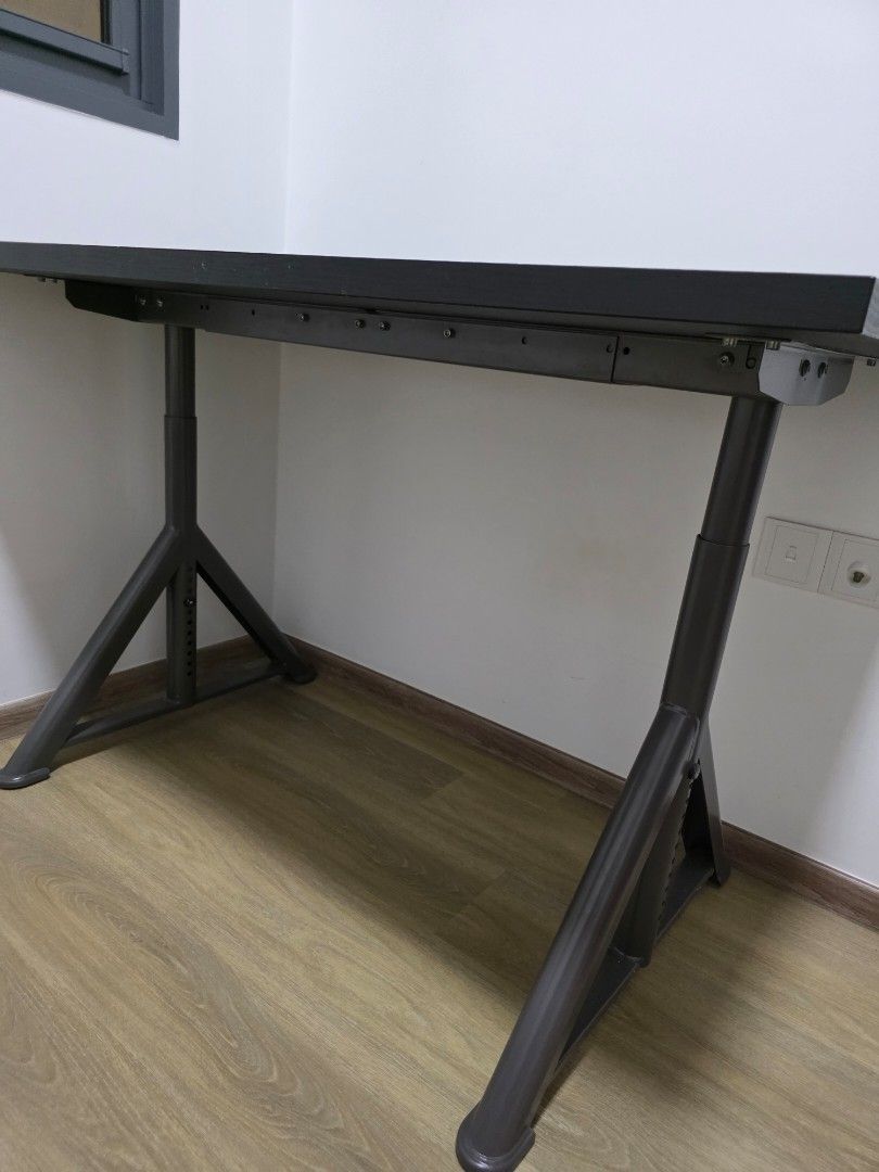IKEA Study Table (Category: Tables & Sets) located in Singapore. Submitted by acessg (Listing ID 1418809413, Image 3). Description: self collect can be dismantled height can be adjusted manually.
