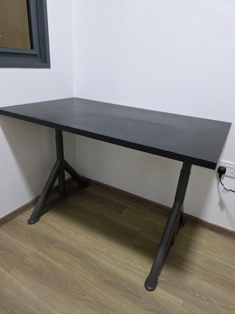 IKEA Study Table (Category: Tables & Sets) located in Singapore. Submitted by acessg (Listing ID 1418809413, Image 1). Description: self collect can be dismantled height can be adjusted manually.