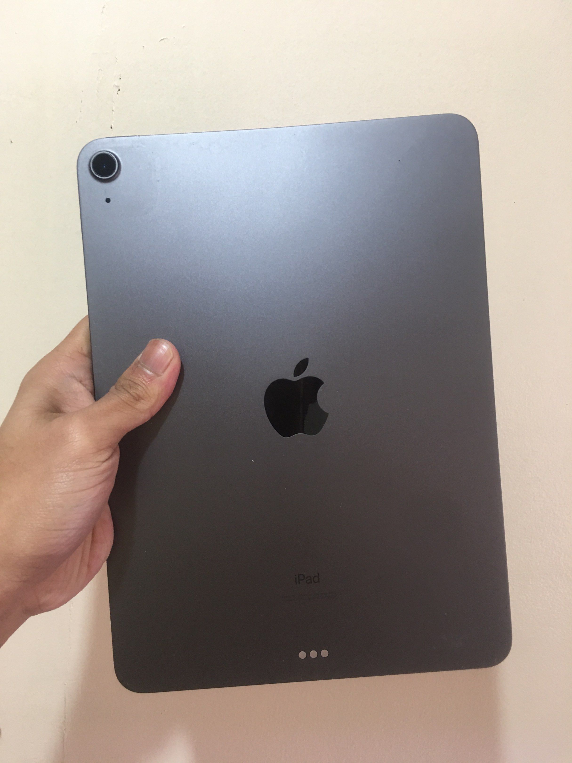 Ipad Air 4 (Category: iPad) located in Real. Submitted by radcastro19 (Listing ID 1418817936, Image 2). Description: Ipad Air 4 64gb for ₱17,000 • RFS: Upgrade • Wifi only, 64gb • Bought it in 2022 • Works perfectly fine • No hidden issues, no scratches, no dents, & no software issues (will clean it, promise!) • Comes with shock-proof, Ipad hardcase • Not inclusive of Apple Pencil 2 (may buy separately) • Open for meetups before paying .