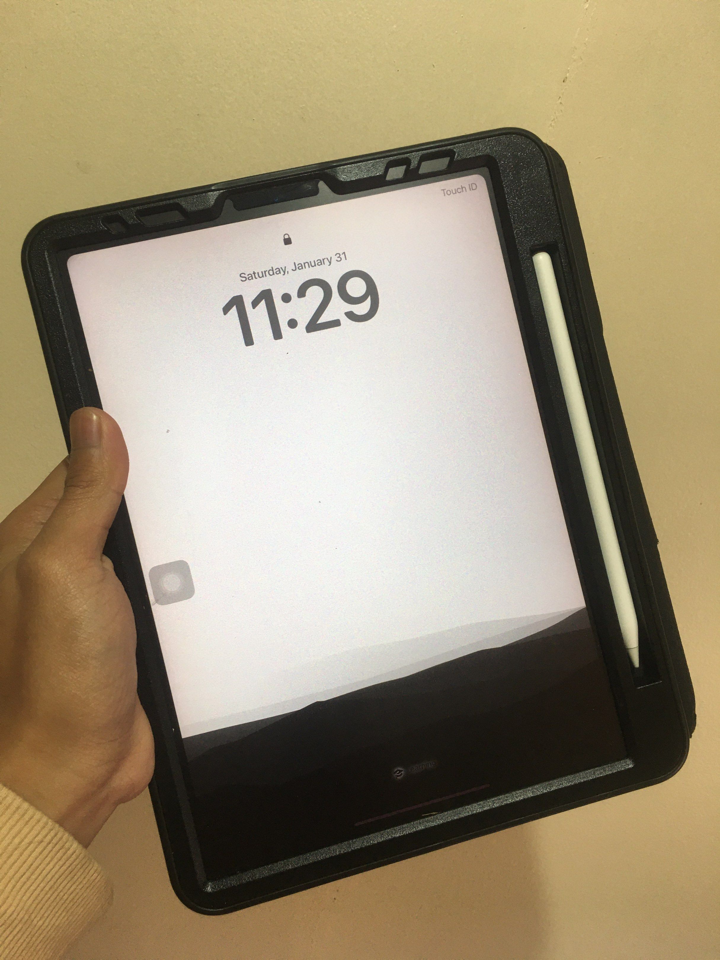 Ipad Air 4 (Category: iPad) located in Real. Submitted by radcastro19 (Listing ID 1418817936, Image 1). Description: Ipad Air 4 64gb for ₱17,000 • RFS: Upgrade • Wifi only, 64gb • Bought it in 2022 • Works perfectly fine • No hidden issues, no scratches, no dents, & no software issues (will clean it, promise!) • Comes with shock-proof, Ipad hardcase • Not inclusive of Apple Pencil 2 (may buy separately) • Open for meetups before paying .