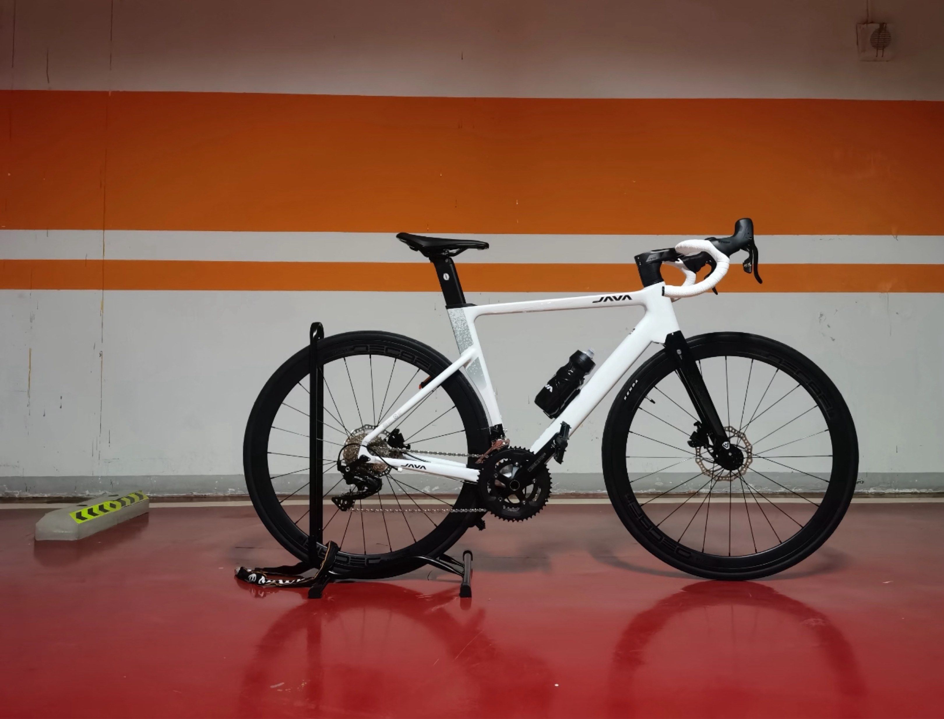 Java Road Java Road Bike, Sports Equipment, Bicycles & Parts, Bicycles on Carousell