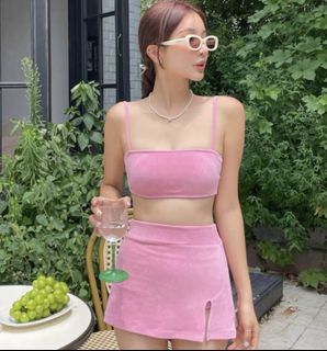 (Category: ) located in . Submitted by porcelain_b (Listing ID 1418929704, Image 1). Description: .
