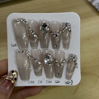 (Category: ) located in . Submitted by cleo0 (Listing ID 1418792627, Image 1). Description: .