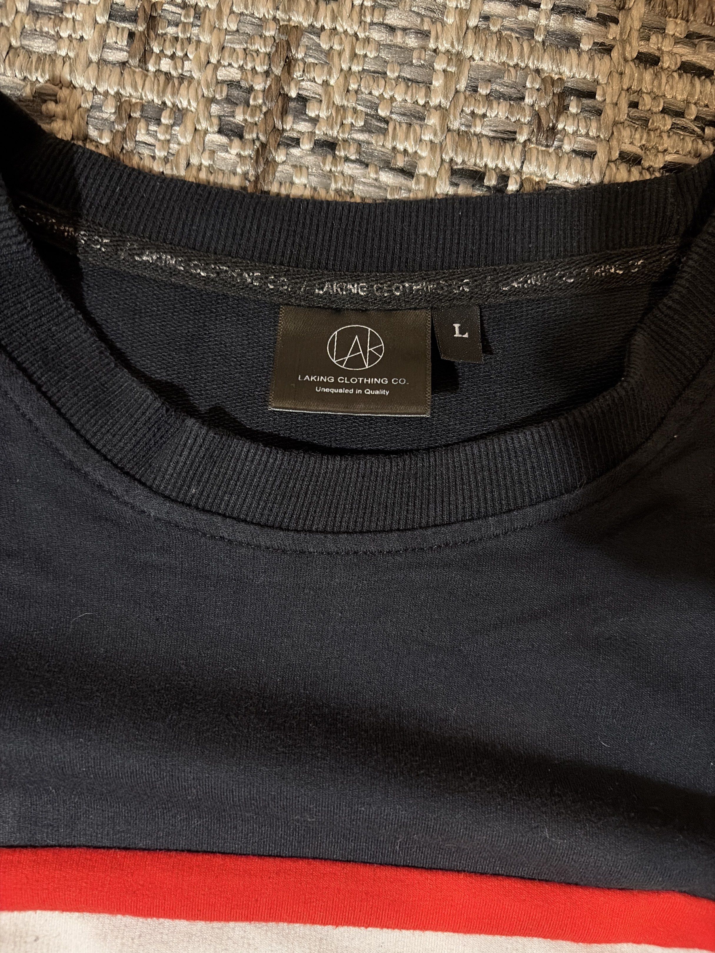 LAKING & CO. Original T-shirt - Black (Category: Tshirts & Polo Shirts ) located in Manila. Submitted by enzoic (Listing ID 1418893344, Image 3). Description: - Oversized fit - Taiwanese brand.