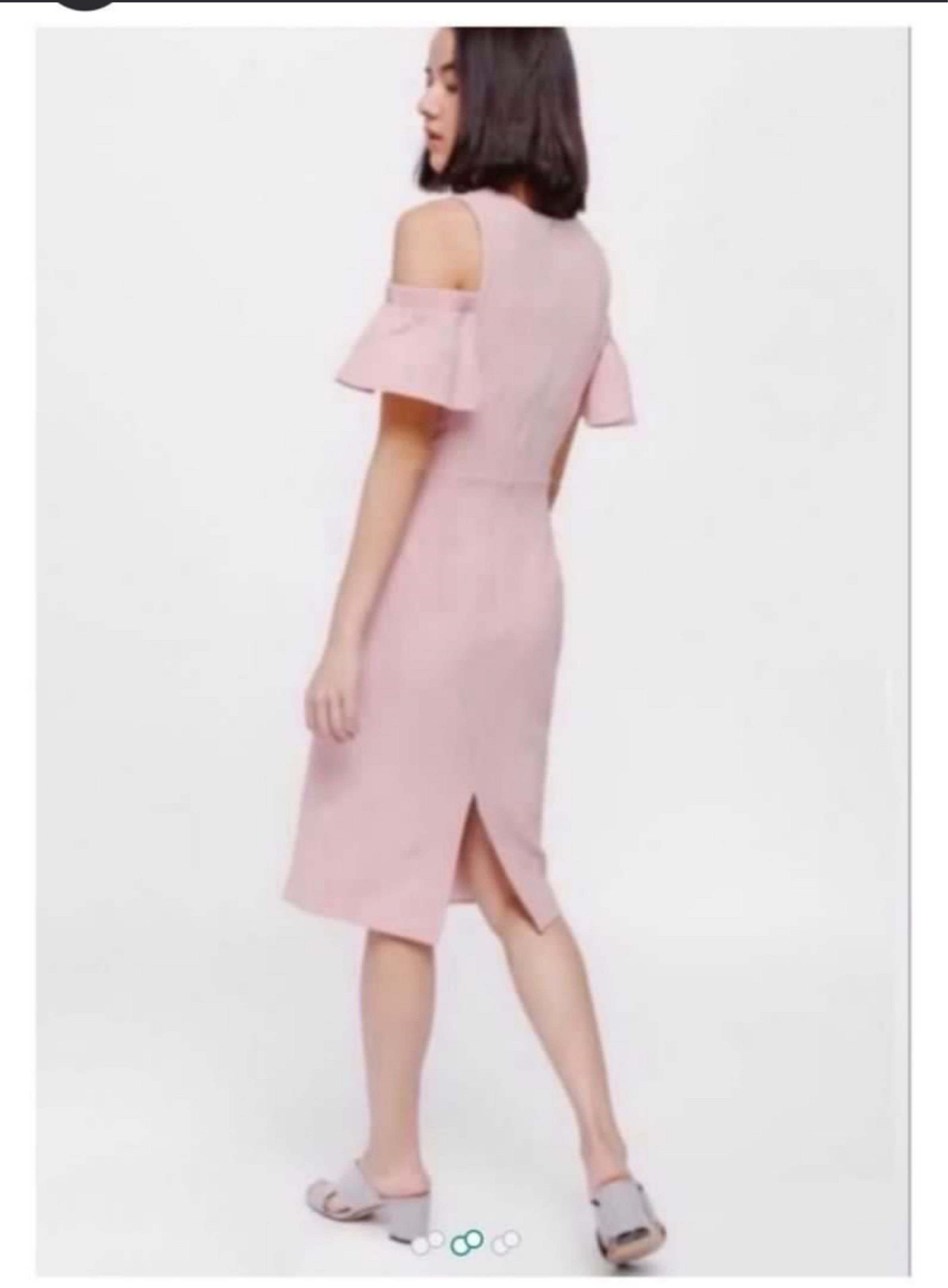 Lb dress (Category: Dresses) located in Singapore. Submitted by zxzsellzxx (Listing ID 1418938708, Image 2). Description: Love bonito Oayth Off Shoulder Midi Dress size XS Meetup or mail available Lovebonito Lilypirates doublewoot chello klarra osn mikayla neonmello zara asos .