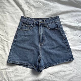 (Category: ) located in . Submitted by gnaksjdjlt (Listing ID 1418897001, Image 1). Description: .
