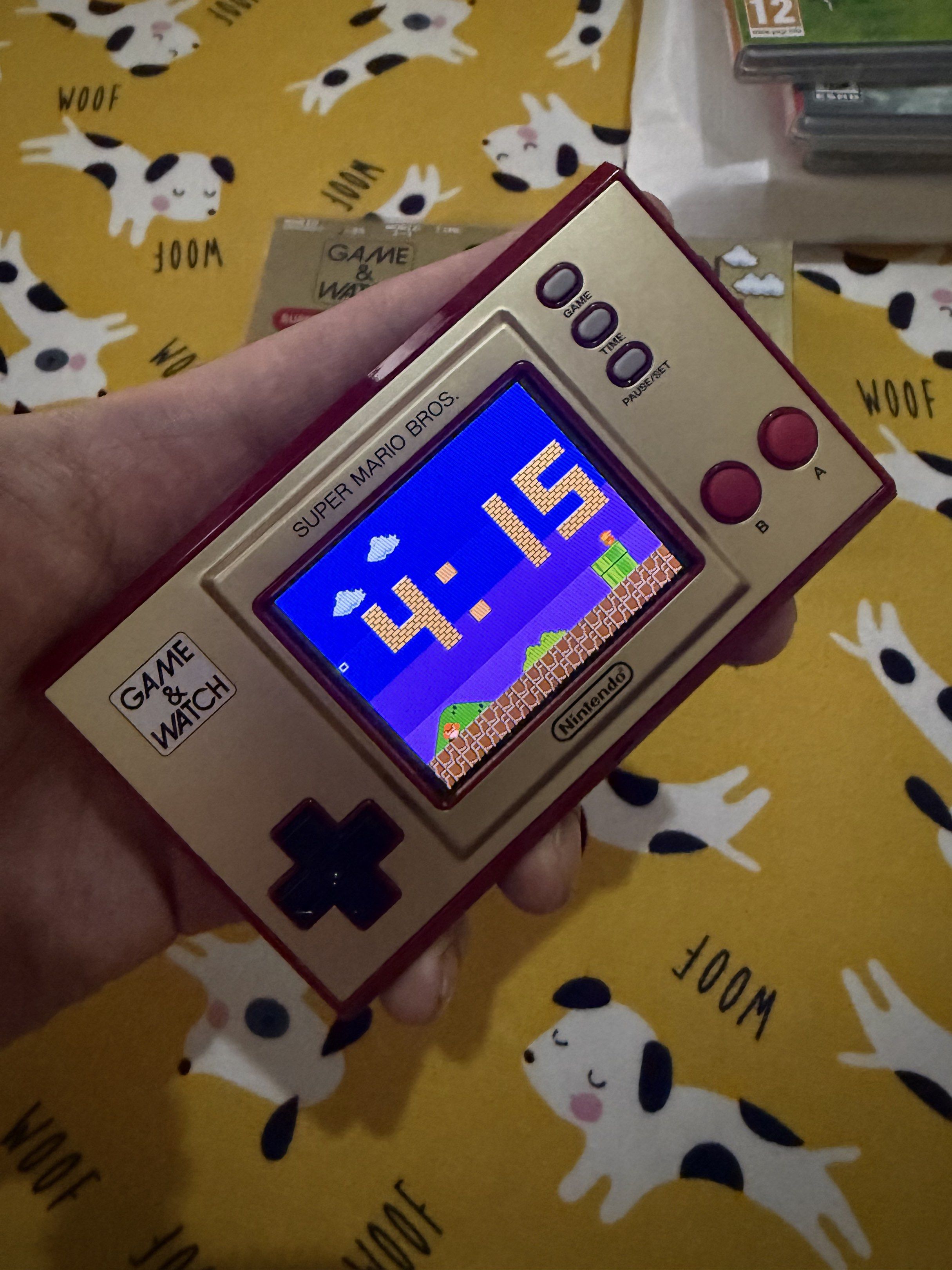 Mario Game and Watch (Category: Nintendo) located in Valenzuela. Submitted by gamerboy19 (Listing ID 1418828388, Image 3). Description: Almost new 2 times used only 99% smooth no issue SDD✅ .