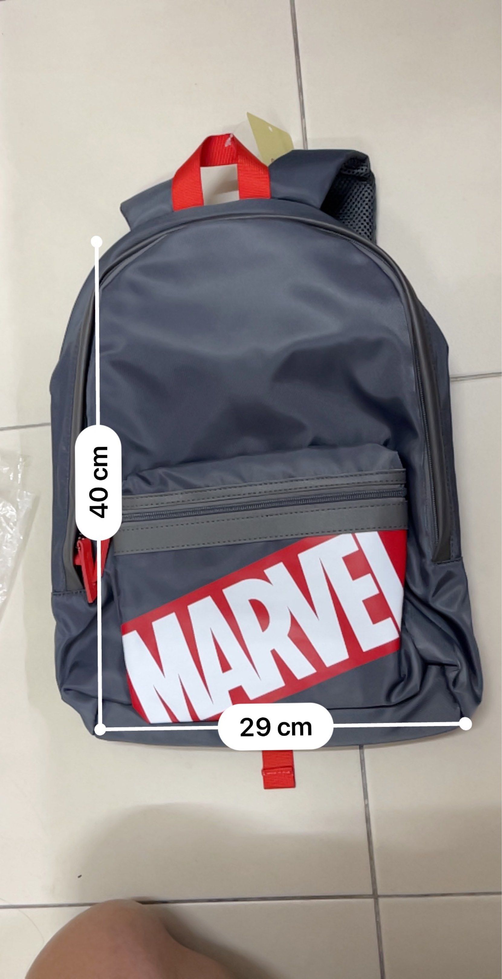 Marvel Backpack (Category: Backpacks) located in Ipoh. Submitted by ostracioncubicus (Listing ID 1418871035, Image 1). Description: Marvel backpack from Shell Grey colour 40x29cm Original marvel merchandise from Shell Brand new Small size, suitable for children .