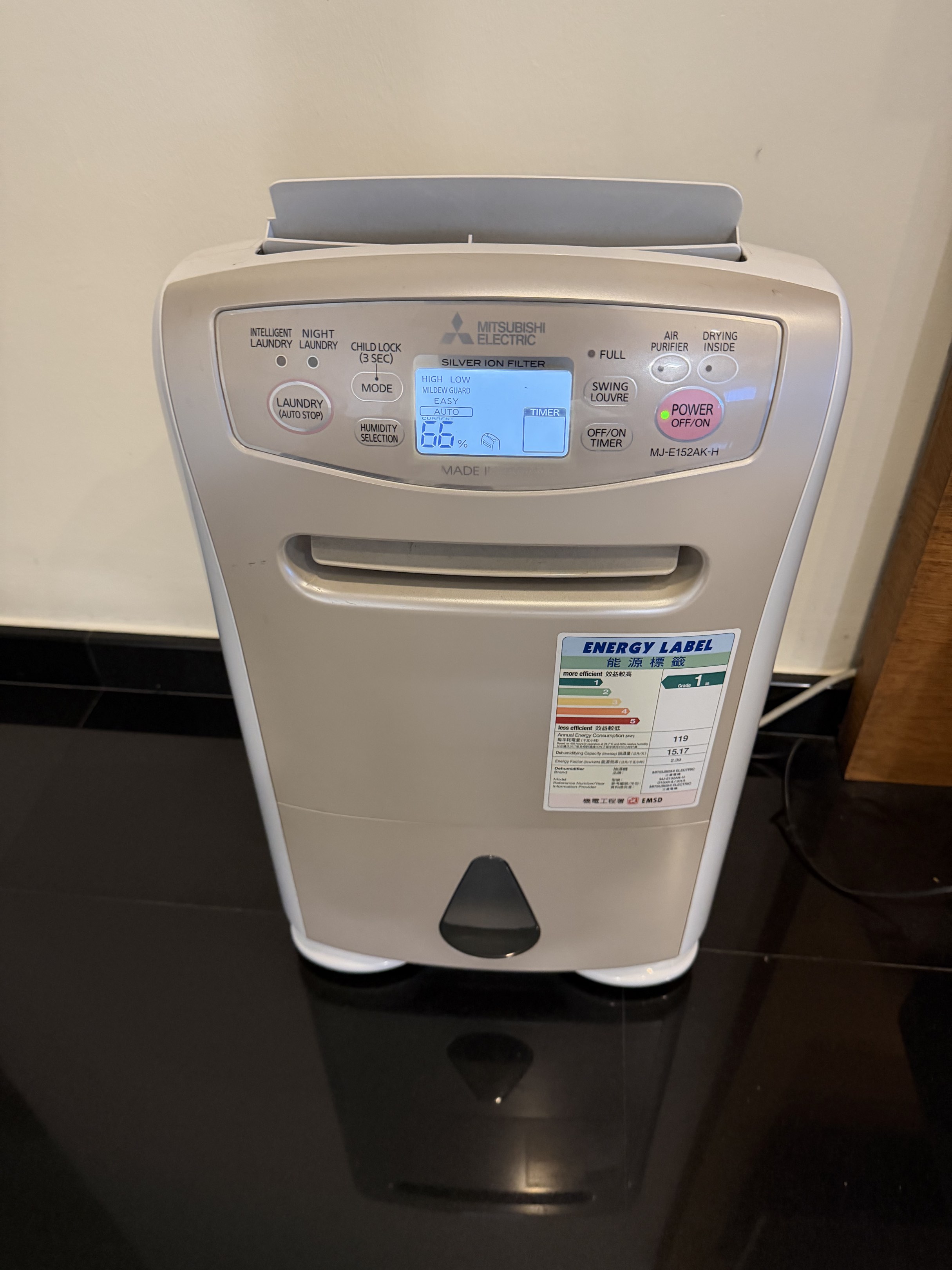Mitsubishi Electric Dehumidifier made in Japan, TV & Home Appliances ...