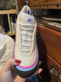 (Category: ) located in . Submitted by jaclyn2010 (Listing ID 1418888697, Image 1). Description: .