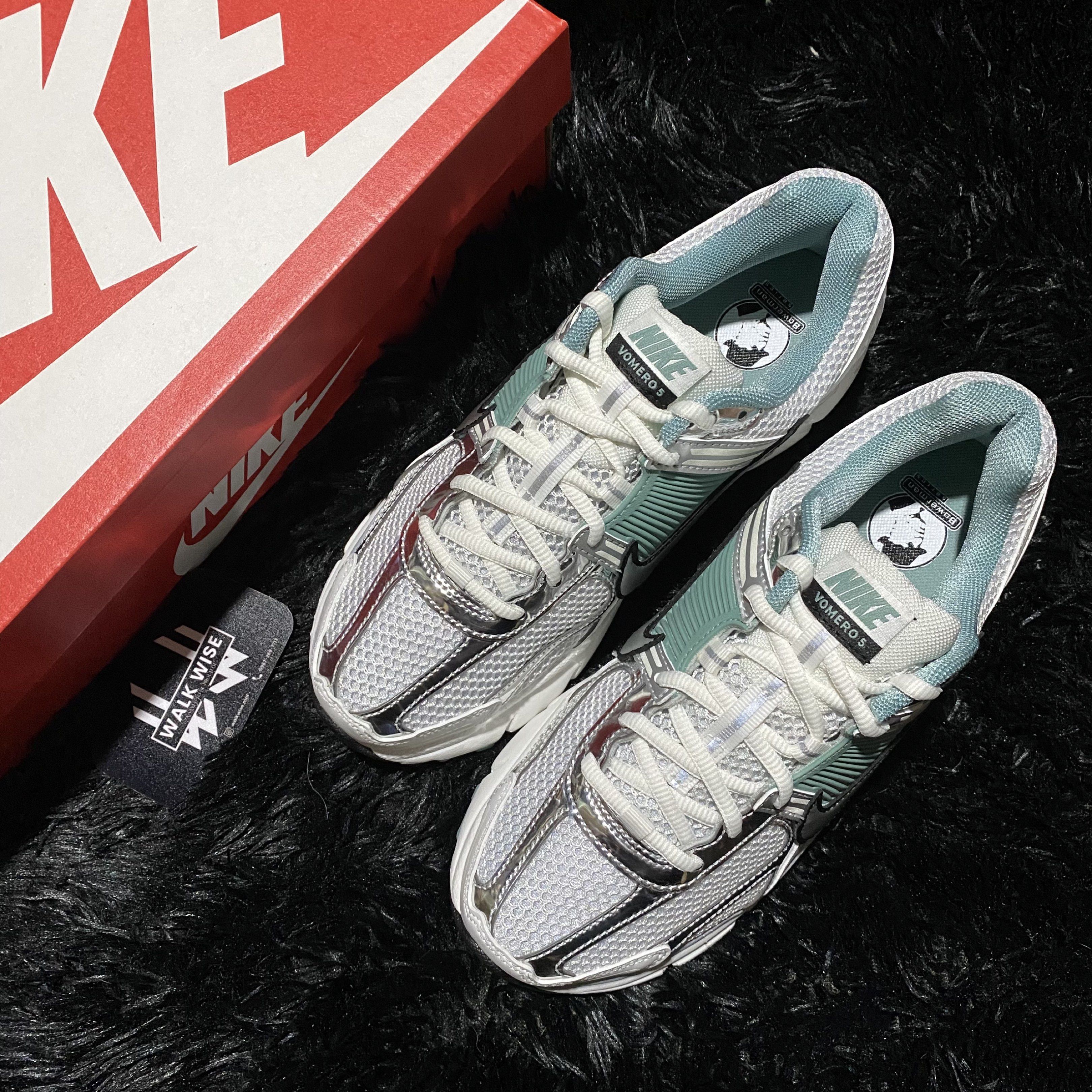 Nike Zoom Vomero 5 - Cannon (Category: Sneakers) located in Taguig. Submitted by walkwise (Listing ID 1418918873, Image 2). Description: Nike Zoom Vomero 5 - Cannon ₱5,500 (SRP ₱9,395) US Womens Size 6.5 / 7 / 8 Brand new | Authentic Limited stocks on hand DM for inquiries.