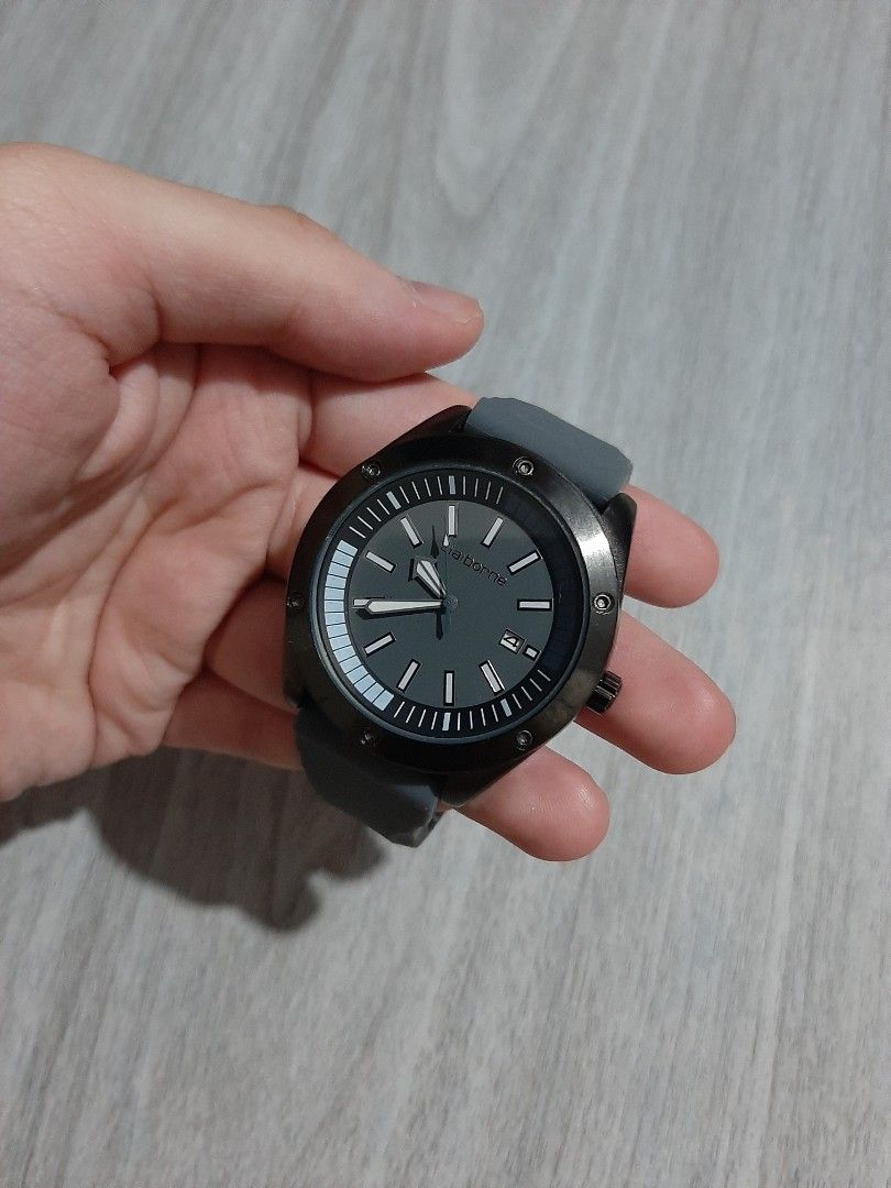 Original Claiborne Classic Men's Watch (Category: Men's Watches) located in Mandaluyong City. Submitted by time_machine28 (Listing ID 1418857477, Image 2). Description: SALE... SALE... SALE SALE... SALE... SALE 1,860 pesos only Claiborne Classic Men's Watch original / legit brand new condition 9.5/10 ratings black tone grey silicon strap up to 7.5 inches wrist bought in US watch only no box size 40mm mandaluyong location here mop: bdo or gcash co