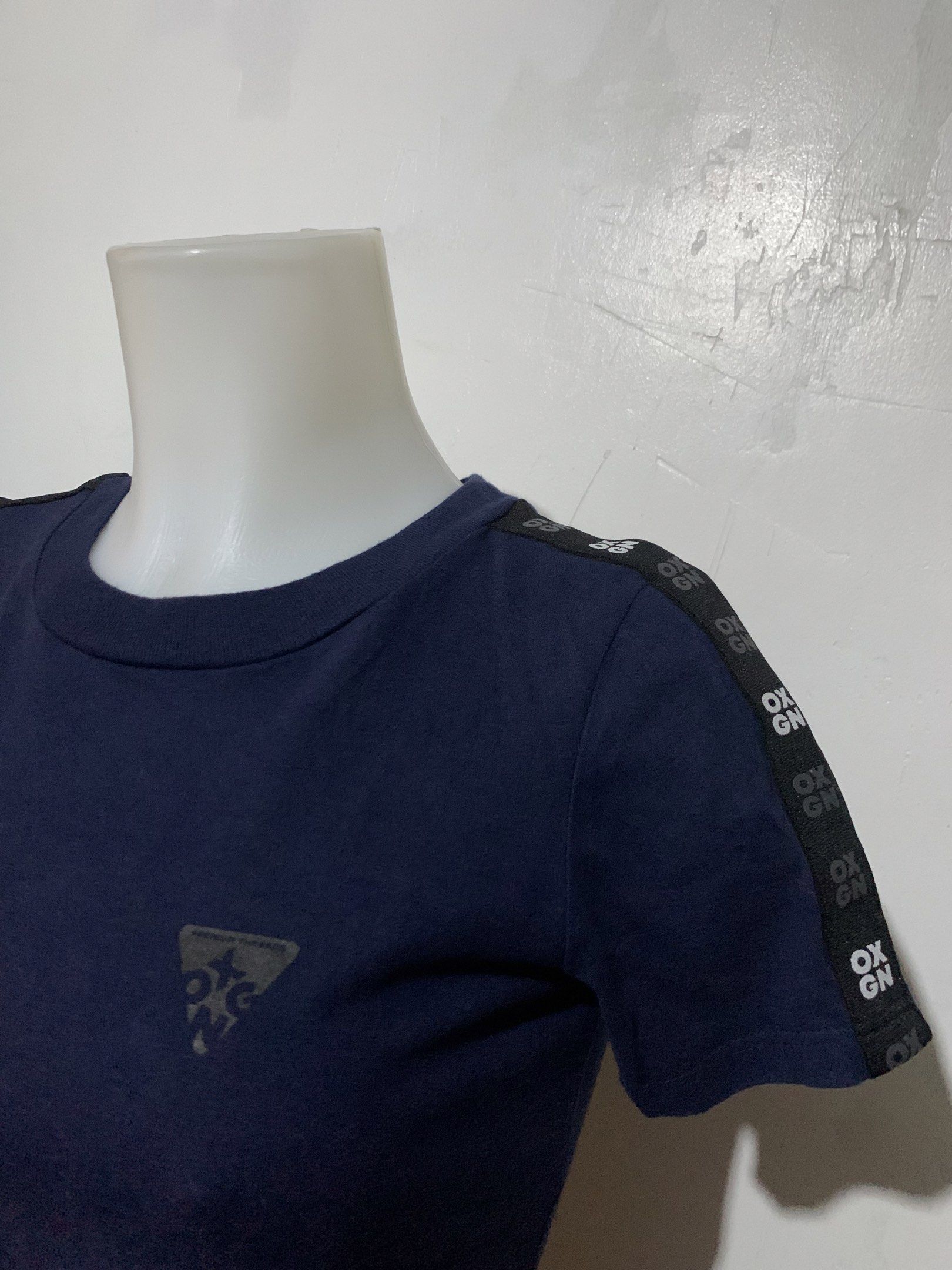 Oxygen shirt dress (Category: Dresses) located in Pasay City. Submitted by cameraco.22 (Listing ID 1418827361, Image 1). Description: Pre loved 🌸 Xs on tag Xs-Semi Medium fit Bought it from Qxygen boutique .