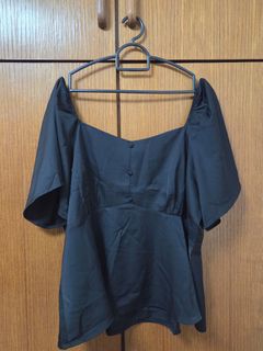 (Category: ) located in . Submitted by ngchuhuii (Listing ID 1418950366, Image 1). Description: .