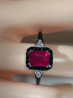 (Category: ) located in . Submitted by cheerday888 (Listing ID 1418804308, Image 1). Description: .