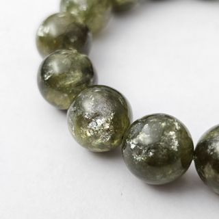 (Category: ) located in . Submitted by glazed.moonbow (Listing ID 1418785289, Image 1). Description: .