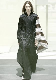 （分類：）位於 。 由 stuffngarment 提交（商品編號 1418904205，圖片 1）。簡介： 。