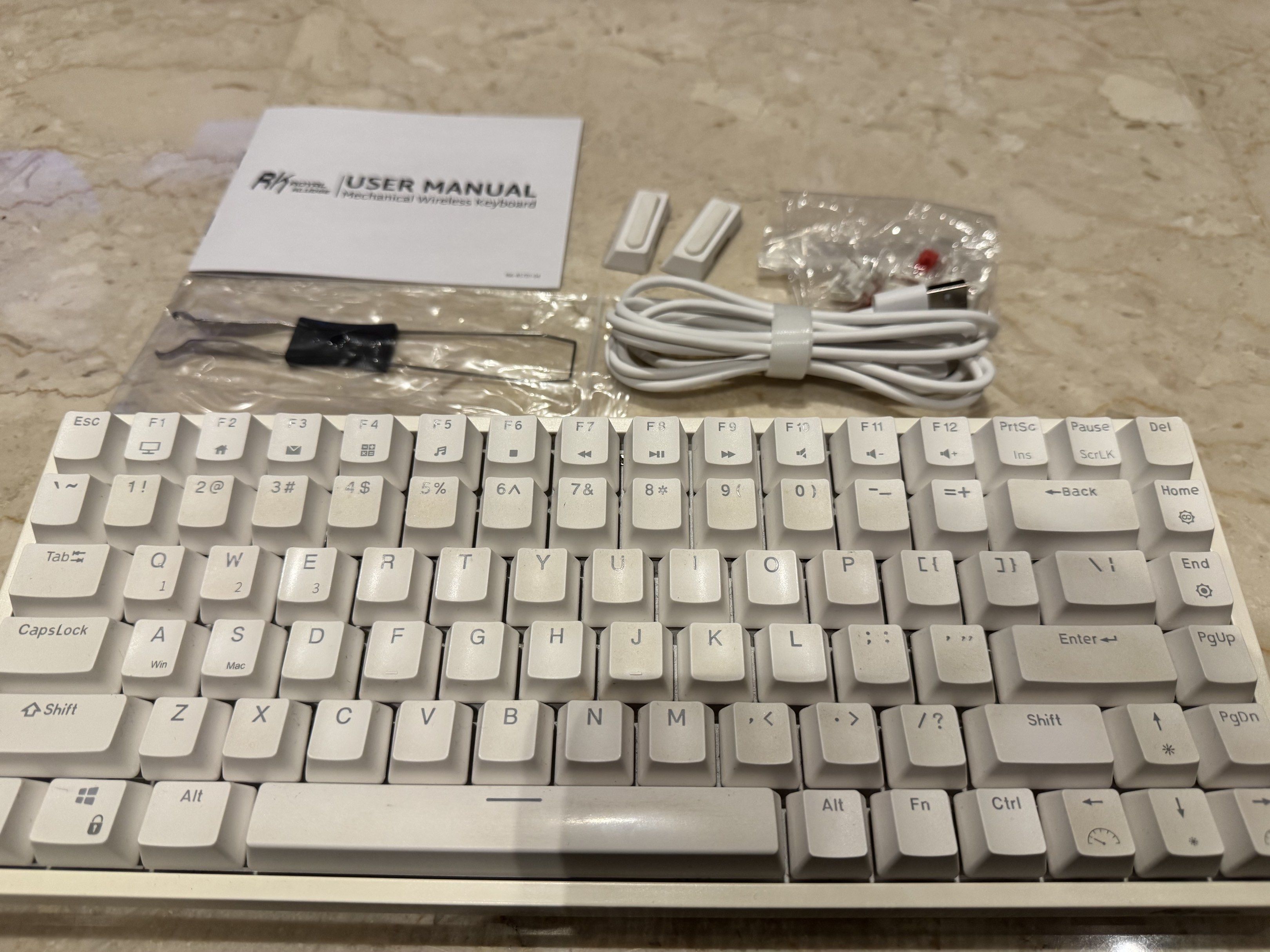 Royal Kludge RK84 Tri-modes Mechanical Keyboard - White443351167277486081