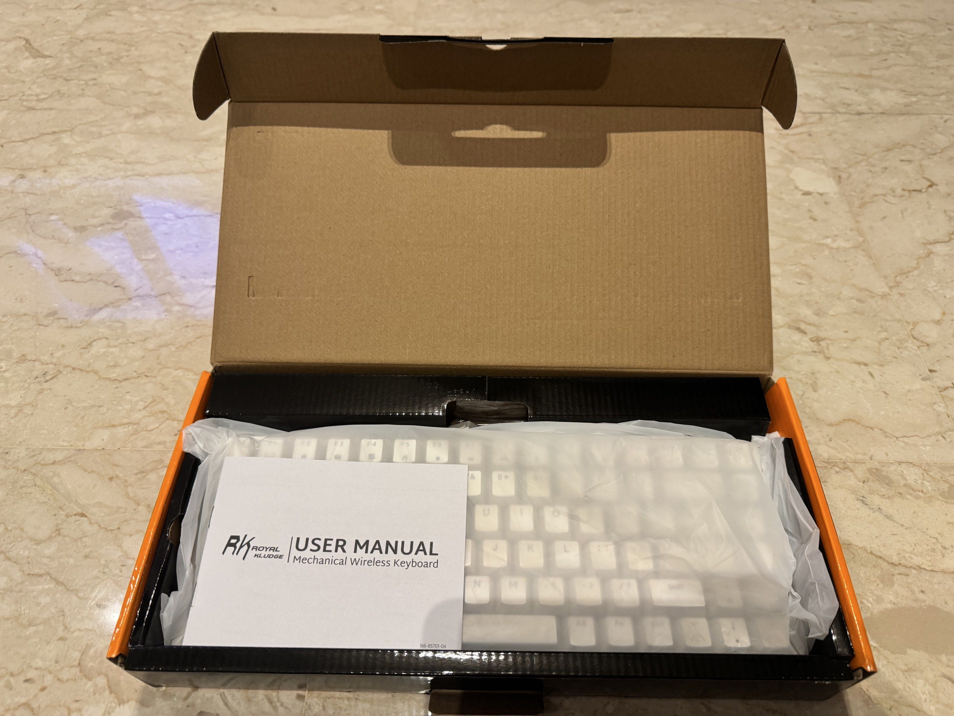 Royal Kludge RK84 Tri-modes Mechanical Keyboard - White443351167277486083