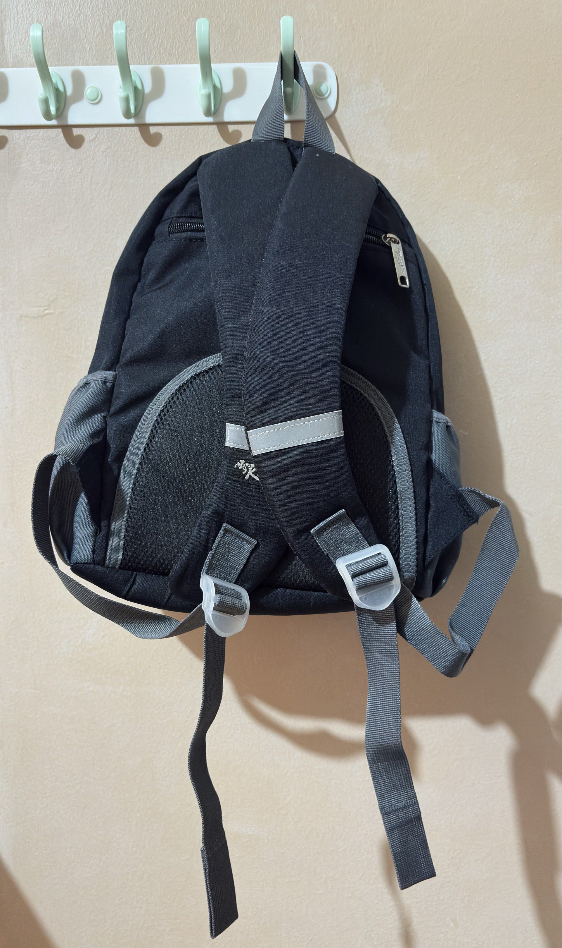 Ruffles Bag Patrice Backpack - Black (Category: Backpacks) located in Manila. Submitted by margascloset_ (Listing ID 1418780978, Image 3). Description: Black Lightly used Rfs: not using anymore Bought it in SM dept for P999 Has ballpen marks on photos #5 & #6 Measurements: - H: 13 in - W: 12.5 in Laptop/Tablet pocket: - H: 8 in - W: 9 in MOP: Gcash, BPI, PNB.
