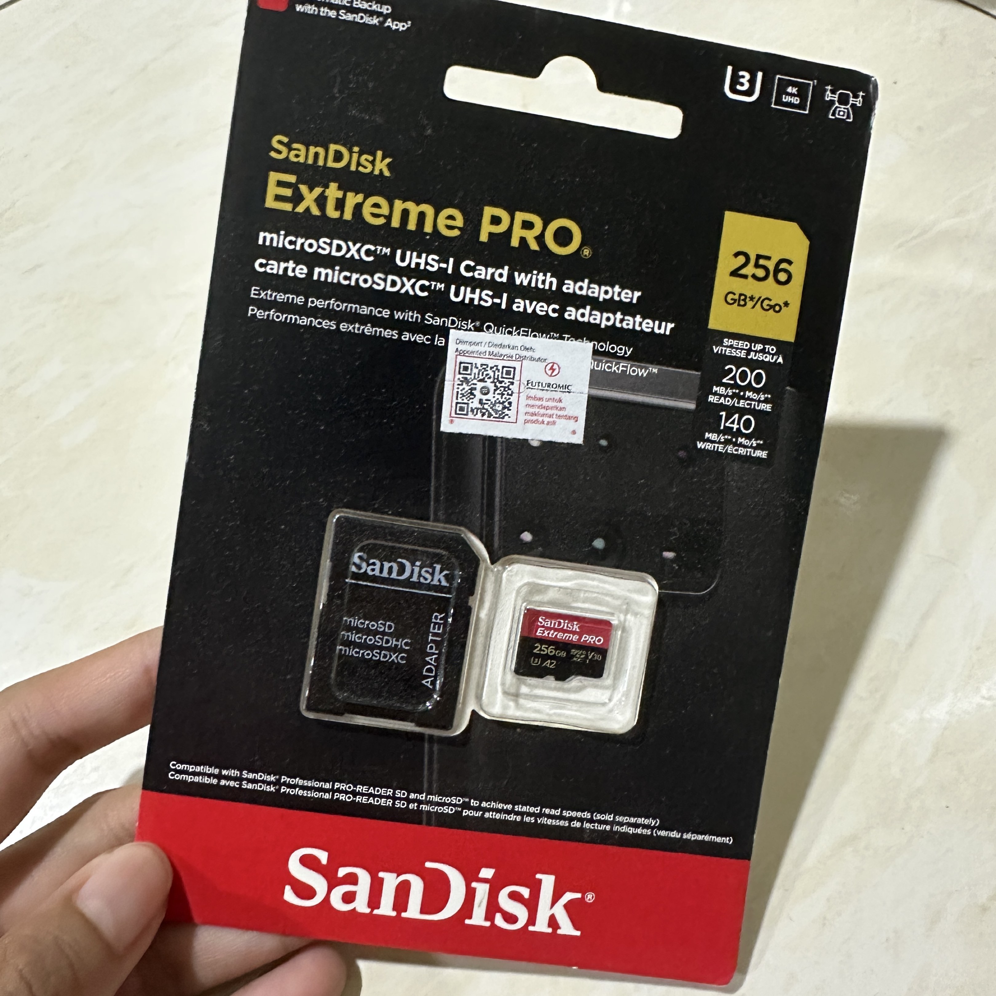 SanDisk Extreme PRO 256GB USB-C – Lettura 1000 MB/s, Scrittura 900 MB/s, Con RescuePRO Deluxe