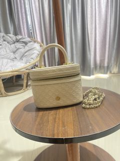 (Kategori: ) berada di . Dikirim oleh this.jasmine (ID iklan 1418852247, Gambar 1). Deskripsi: .