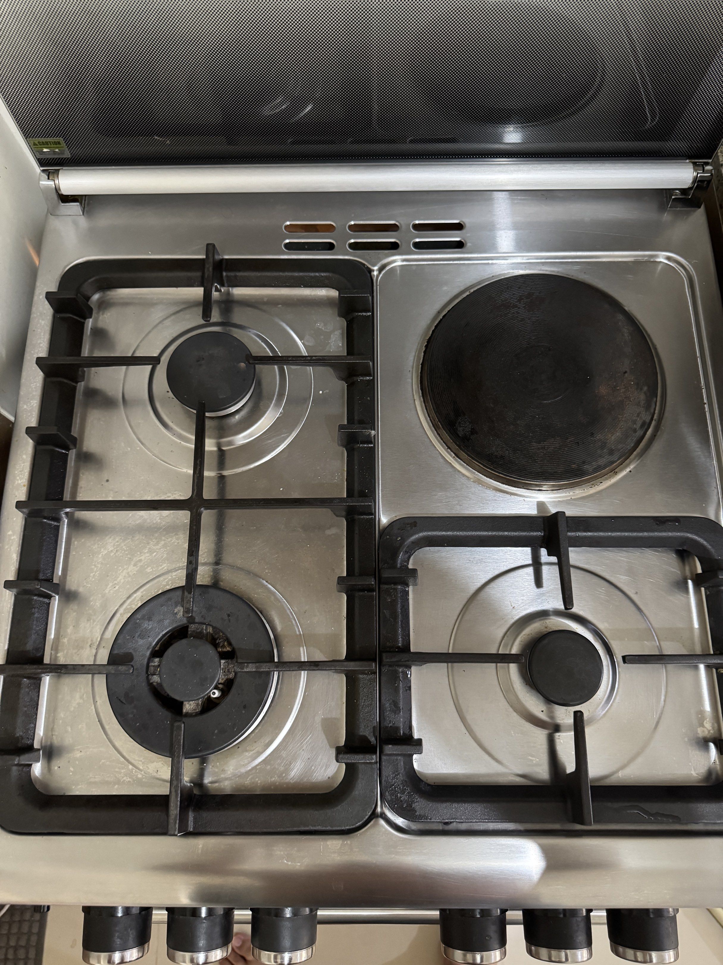 Technick 60CM Gas Range (Category: Cookware & Accessories) located in Manila. Submitted by iamlanzera61493 (Listing ID 1418794490, Image 3). Description: Moving our sale! Technick 60cm range, 3 Gas + 1 hot plate with 80L gas oven. No issues, newly replaced oven bulb. Bought for 22.2K Selling for 15K.