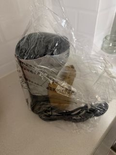 （分類：）位於 。 由 mikeeey2 提交（商品編號 1418951377，圖片 1）。簡介： 。
