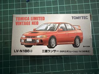 （分類：）位於 。 由 silvertree-256e 提交（商品編號 1418816928，圖片 1）。簡介： 。