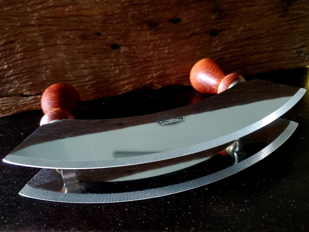 Victorinox Double Blade Mezzaluna (Category: Knives & Chopping Boards) located in Marikina City. Submitted by knifeandtoolphilippines (Listing ID 1418828719, Image 3). Description: Fixed Price No Trades.