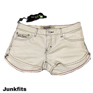 (Category: ) located in . Submitted by junkfits (Listing ID 1418899790, Image 1). Description: .