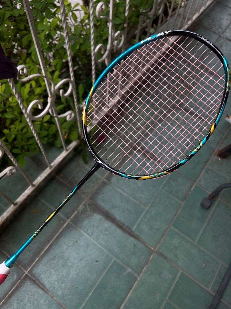 Yonex Astrox 88s Play Badminton Racket (Category: Racket and Ball Sports) located in Cainta. Submitted by kailaddl (Listing ID 1418841751, Image 2). Description: Astrox 88s Play BG65 Ti 24lbs Slightly negotiable Like new.