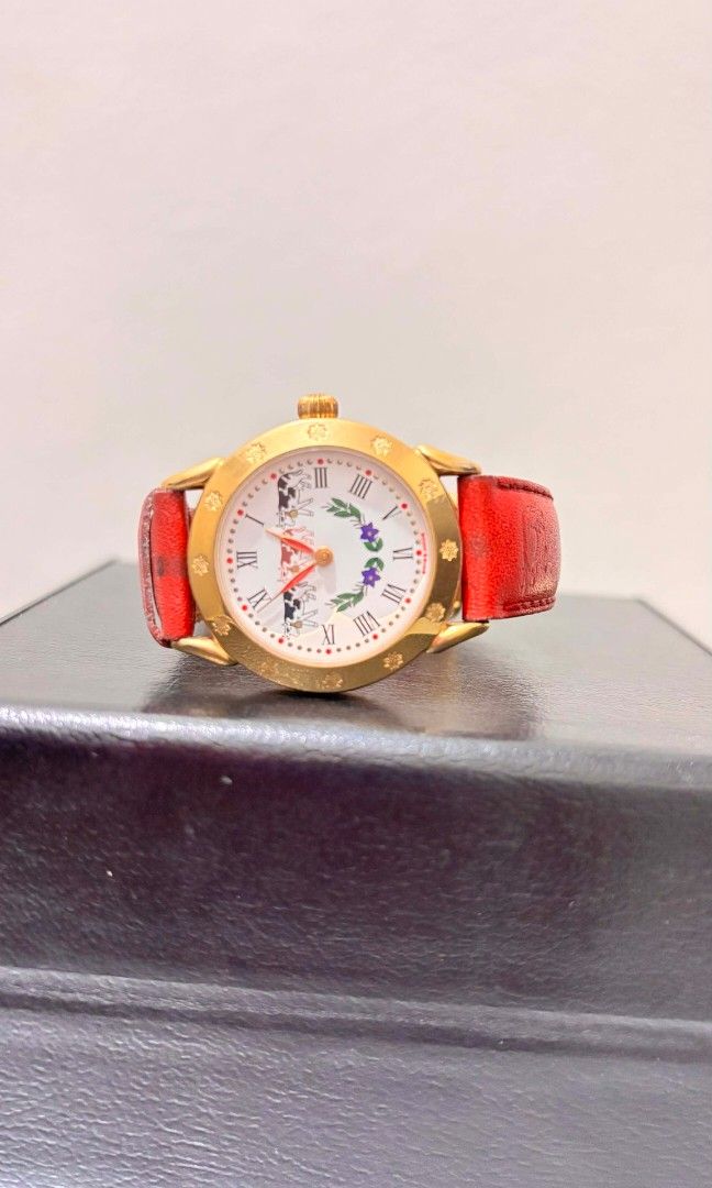💯 Authentic Exaequo Geneve Swiss Made (Category: Luxury Watches) located in Taguig. Submitted by kokoybagelyas (Listing ID 1413540148, Image 1). Description: Swiss made Working condition Genuine leather strap working condition japan 28mm.