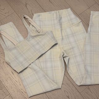 （分類：）位於 。 由 kakaosell 提交（商品編號 1413486479，圖片 1）。簡介： 。