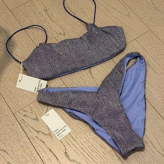 （分類：）位於 。 由 kakaosell 提交（商品編號 1413487607，圖片 1）。簡介： 。