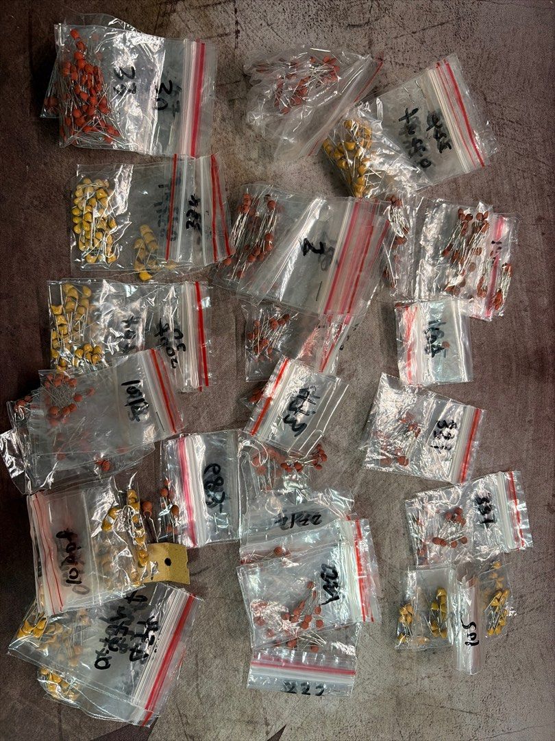 Ceramic / normal caps (Category: Other Accessories) located in Singapore. Submitted by jack0726 (Listing ID 1413619675, Image 1). Description: Ceramic capacitors covered almost full range. Price $10 Normal capacitors covered almost full range. Price $10.