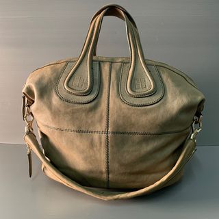 (Category: ) located in . Submitted by vintagebrandedstore (Listing ID 1413457145, Image 1). Description: .