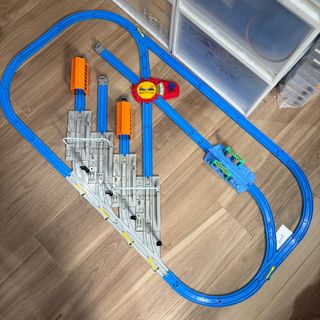 （分類：）位於 。 由 plarailworkshop 提交（商品編號 1413454334，圖片 1）。簡介： 。