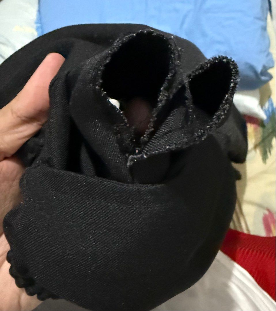 Black Pants (Category: Trousers) located in Cabanatuan. Submitted by declutterpg (Listing ID 1413622302, Image 3). Description: - Black pants - Elastic waistband - Straight leg cut - Back pocket - Folded hem - Issue: hole in pocket.