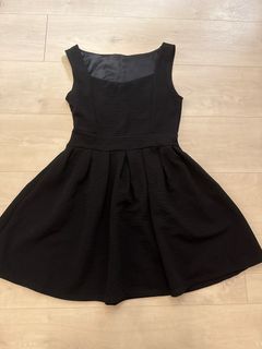 (Category: ) located in . Submitted by shopperbby (Listing ID 1413582332, Image 1). Description: .