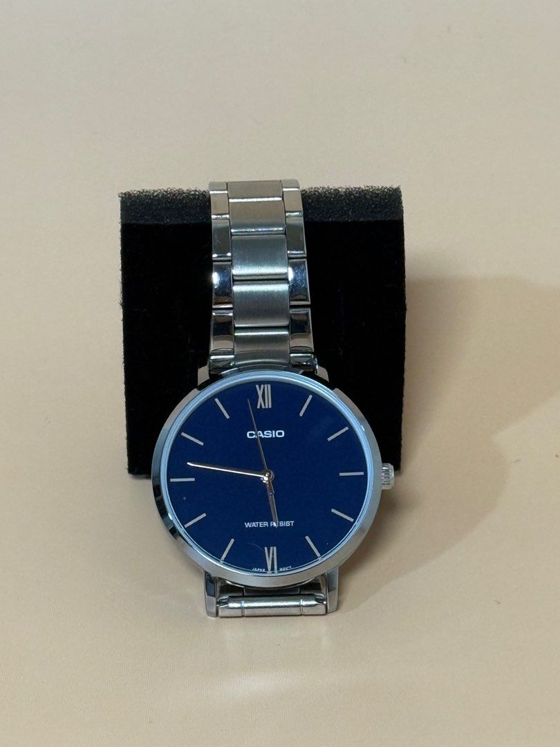 Casio Watch with Blue Dial (Category: Luxury Watches) located in Pasig City. Submitted by chikaching (Listing ID 1413434682, Image 2). Description: - Casio watch with a sleek design - Features a blue dial - Stainless steel band - Includes original box - Comes with warranty card - Extra links included - Perfect for everyday wear or as a gift - Combines style and functionality - Slightly negotiable.