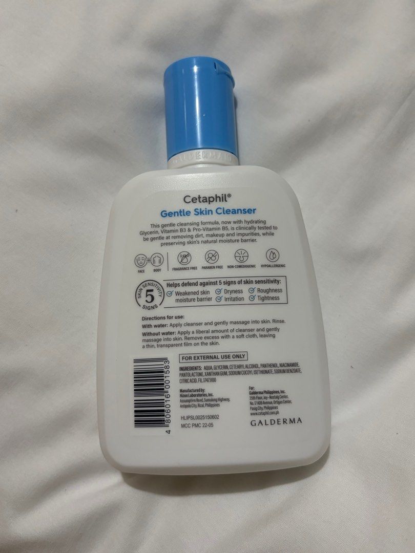 Cetaphil Gentle Skin Cleanser 250mL (Category: Face Care) located in San Fernando. Submitted by cscg_ (Listing ID 1413636141, Image 2). Description: - Approximately 95% remaining - 250mL - ₱400 (Orig price: ₱565).