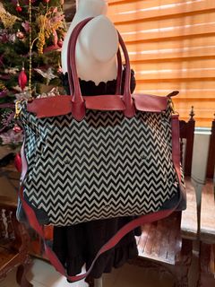 (Category: ) located in . Submitted by preloved_by_yanne (Listing ID 1413458904, Image 1). Description: .