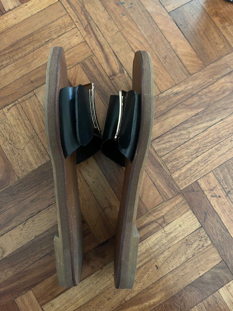 Cole Vintage Leather Sandals (Category: Flats & Sandals) located in Paranaque City. Submitted by superpeanut (Listing ID 1413498344, Image 3). Description: - Cole J. sandals - Black leather straps with gold buckles - Brown leather footbed - Perfect for casual wear - Comfortable and easy to slip on.