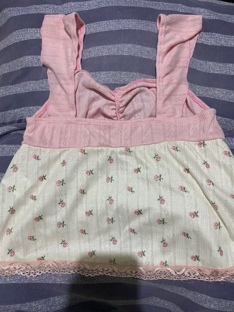 Coquette Pink Floral Ruffle Top (Category: Sleeveless) located in San Juan City. Submitted by btnqsd (Listing ID 1412682422, Image 3). Description: for sale! ₱200 (lp) • used once or twice • good as new • size M mop: gcash mod: sdd, j&t loc: san juan city, mm.