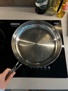 （分類：）位於 。 由 steph231 提交（商品編號 1413463726，圖片 1）。簡介： 。