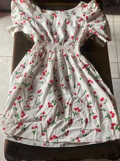 (Category: ) located in . Submitted by ellas.space (Listing ID 1413481149, Image 1). Description: .