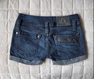 (Category: ) located in . Submitted by ffcchickan (Listing ID 1413509824, Image 1). Description: .