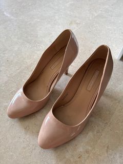 (Category: ) located in . Submitted by mimo_dream_closet (Listing ID 1413434655, Image 1). Description: .