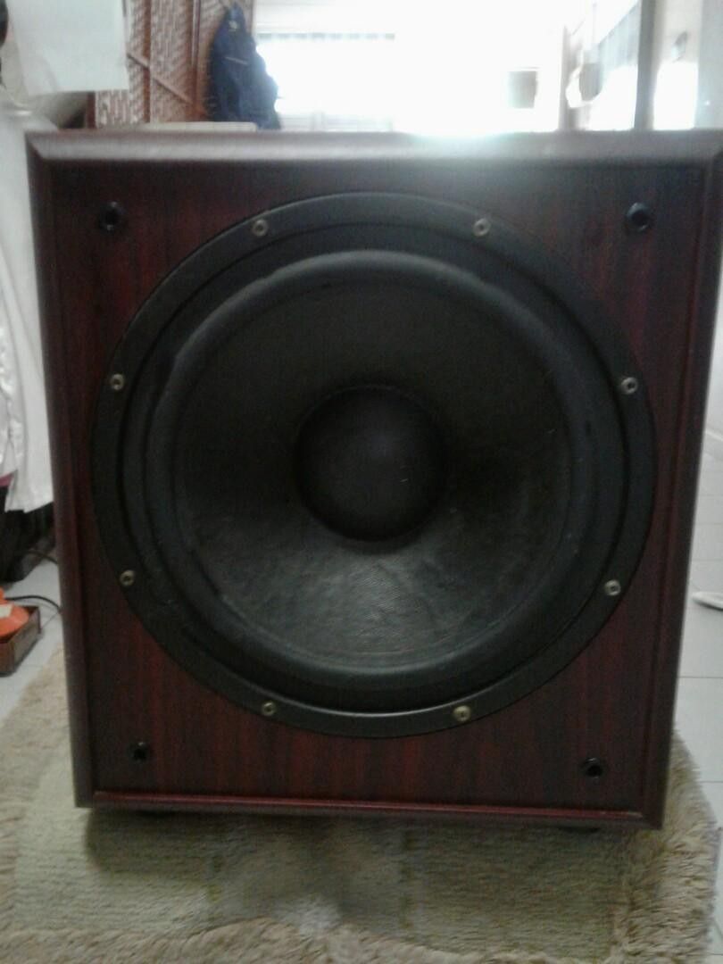 EKO Subwoofer442985665371187201